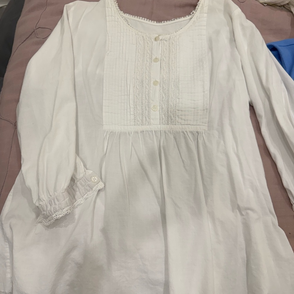 Victoria's Secret Cream Cotton Blouse